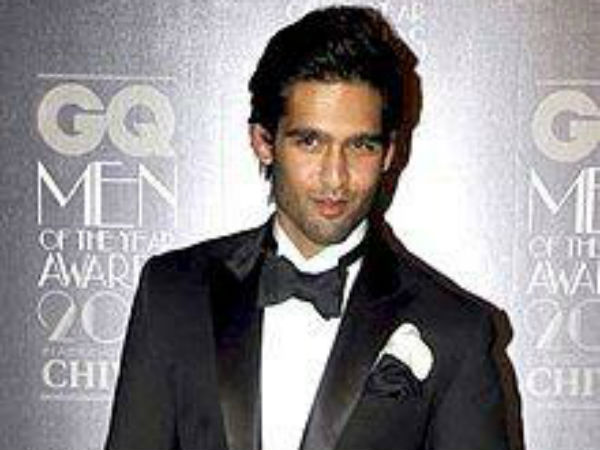 सिद्धार्थ के कई अफेयर्स!