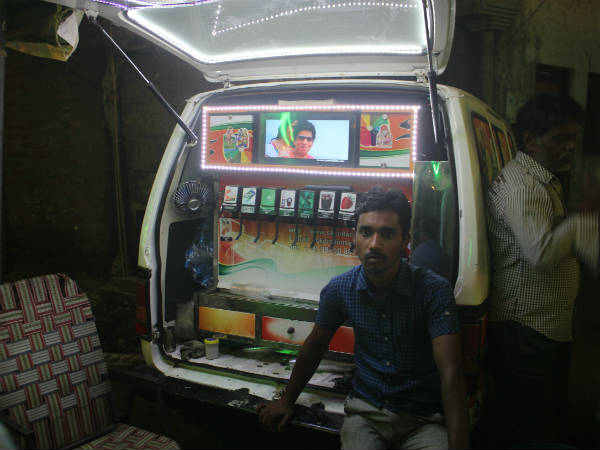 ये मेला की कोल्ड ड्रिंक है ये मेला की कोल्ड ड्रिंक है