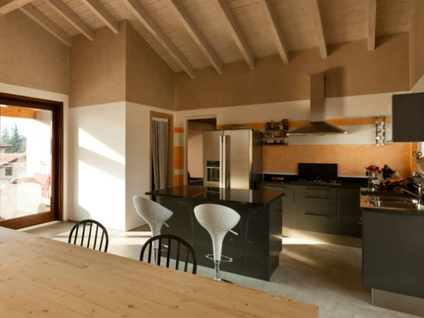 फ्रिज को व्‍यवस्थित करें