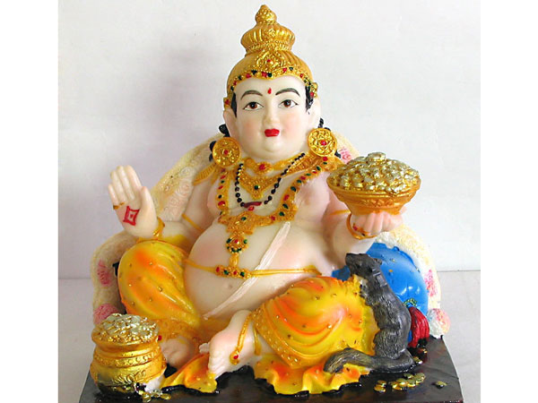 कुबेर थे रावण के भाई 