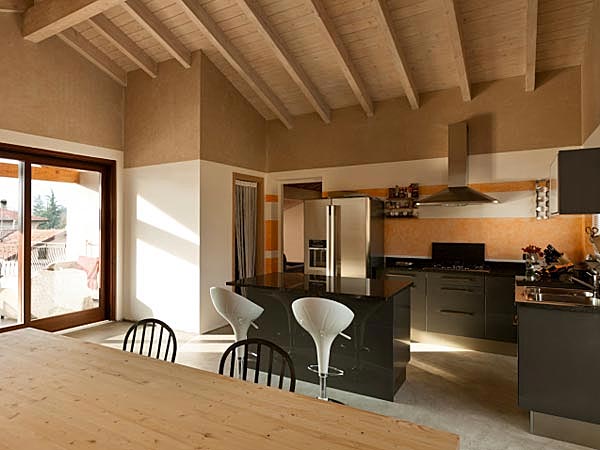 जालीदार खिड़की 