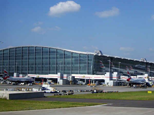 हीथ्रो एयरपोर्ट, लंदन 