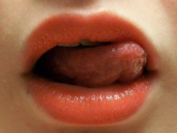 जीभ सबसे मजबूत जीभ सबसे मजबूत