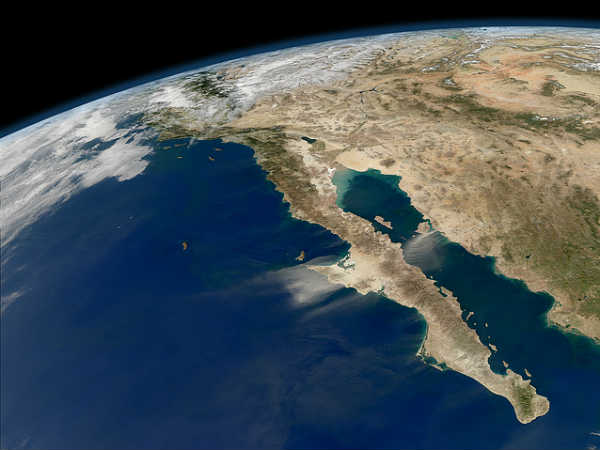 अंतरिक्ष में है जादू