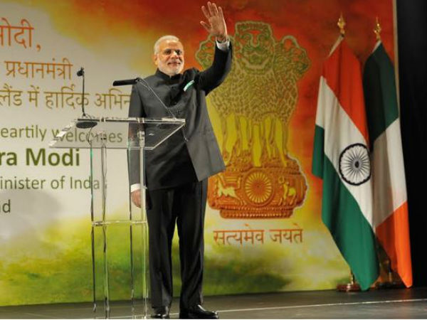 नरेंद्र मोदी 