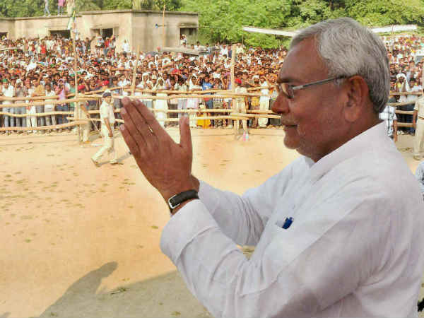 स्‍थानीय नेता नीतीश 