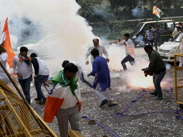 कांग्रेस ने मनाया जश्न 