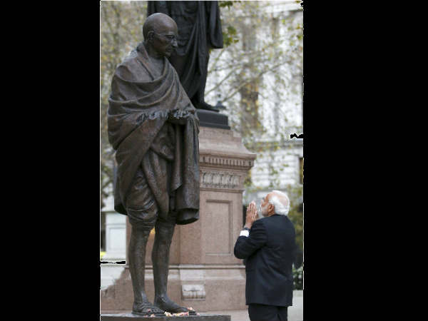 महात्‍मा गांधी को श्रद्धांजलि 