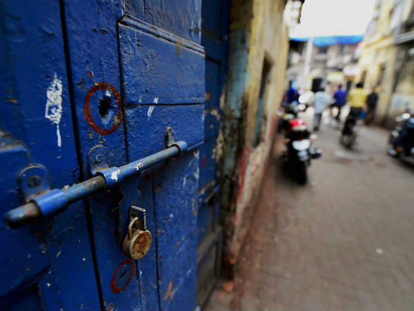 मुंबई को याद है वह रात 