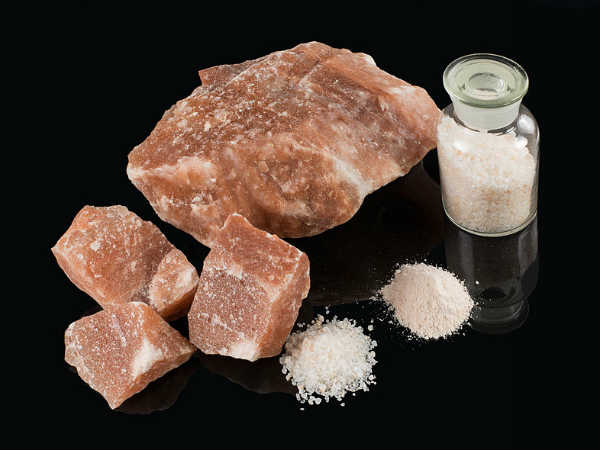 70 प्रतिशत नमक समुद्र से