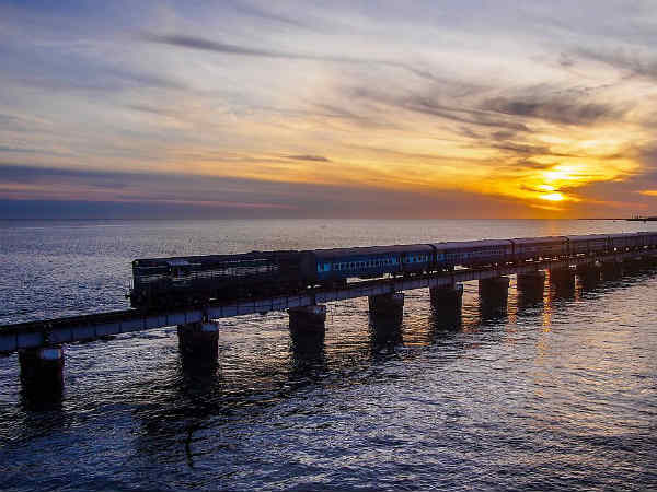 रेलगाडि़यों का परिचालन