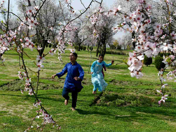 श्रीनगर में बर्फबारी 