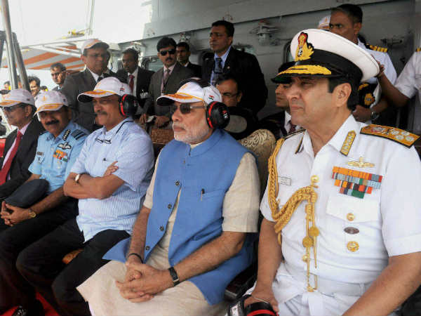 टिकी हैं दुनिया की नजरें 