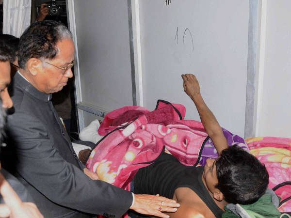 घायलों से मिले मुख्यमंत्री