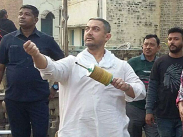 राजनैतिक कनेक्शन