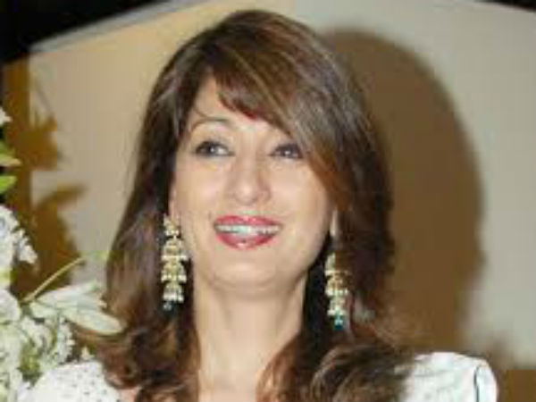 कश्‍मीरी परिवार में हुआ जन्‍म 