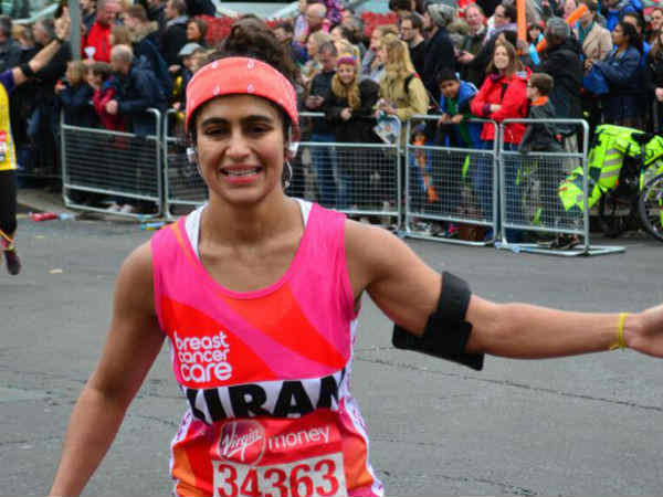 गजब की हिम्मत: पीरियड्स में बिना पैड लिए मैराथन दौड़ीं धाविका किरन, देखें तस्वीरें