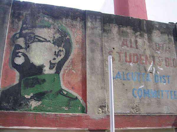 मशहूर वकील