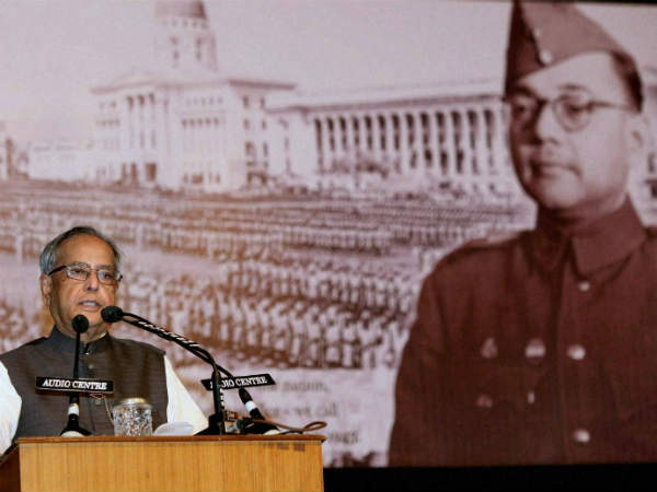 पूरी दुनिया घूमी