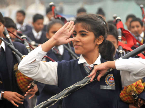 स्कूली बच्चों ने भी किया रिहर्सल