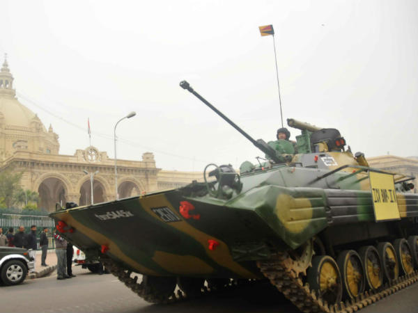 विधानसभा के सामने से भी गुजरा टैंक