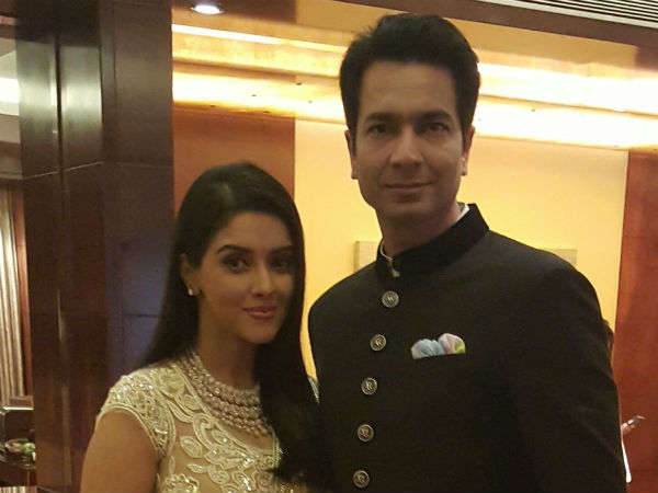 रिसेप्शन की तस्वीरें