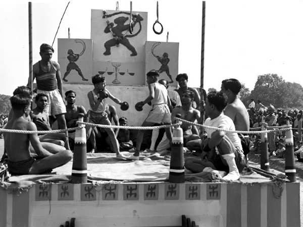 व्यायाम का महत्व बताती झांकी 