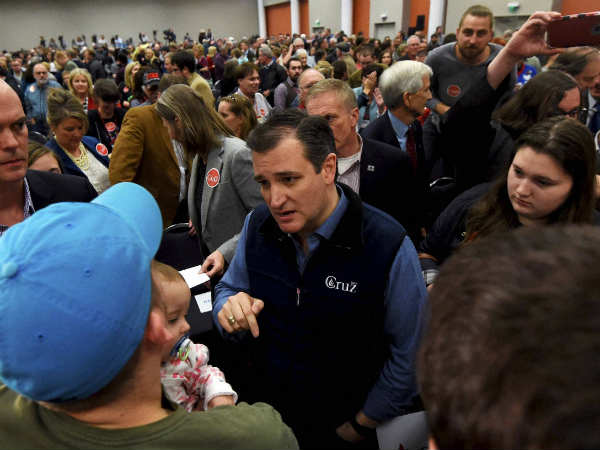 प्राइमरी से अलग 