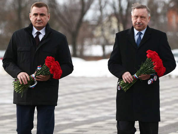 बनाए गए डिप्‍टी डिफेंस मिनिस्‍टर 