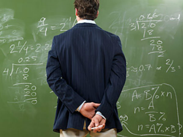 प्रिंसिपल ने दावा किया कि...