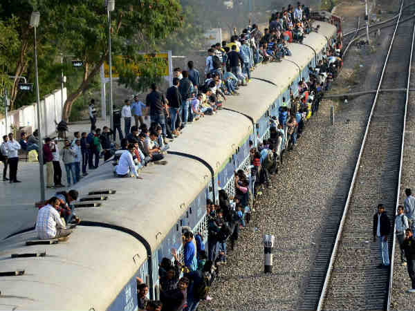 62% आईआरसीटीसी के भरोसे 