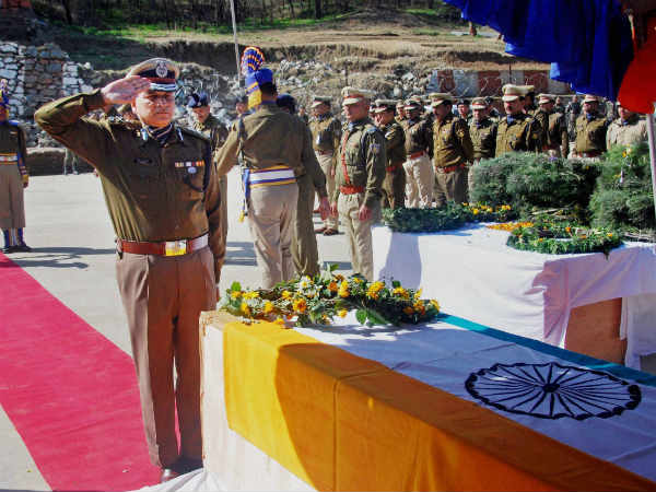 रक्षा मंत्री ने मानी बात 