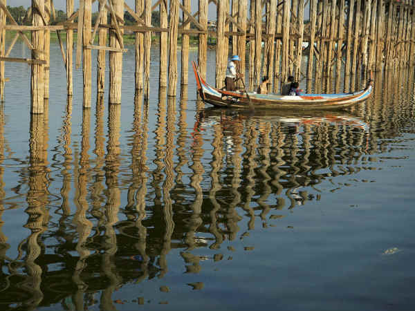 भ्रष्टाचार में सबसे आगे भ्रष्टाचार में सबसे आगे