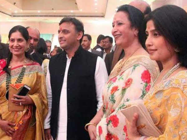 सैफई में शादी