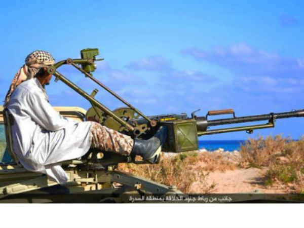 लीबिया में आईएसआईएस आतंकी 