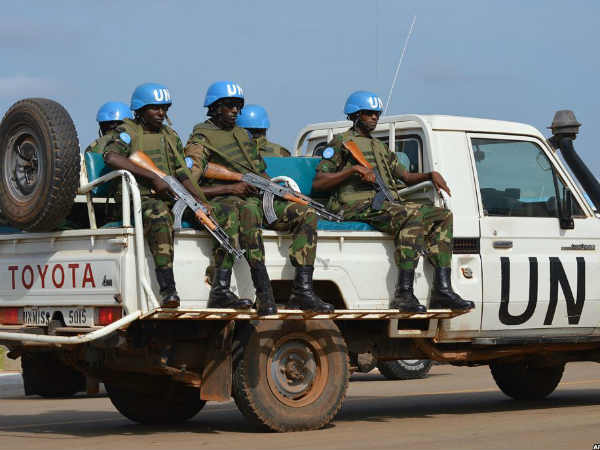 कितने सैनिक 