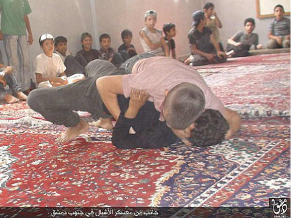 सिर्फ एक इशारे पर कत्‍ल 