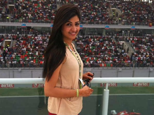 काफी स्‍टाइलिश हैं अलका लांबा