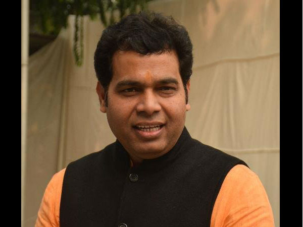 फौजियों का हौंसला बढ़ाता है