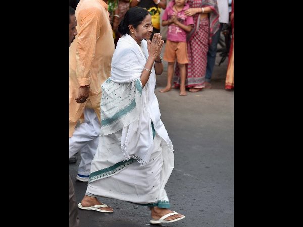 ममता की सादगी ममता की सादगी