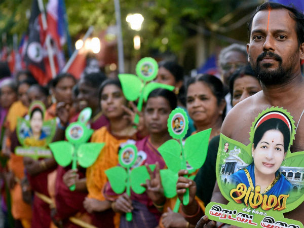 सस्ते दरों पर मिला सामान 