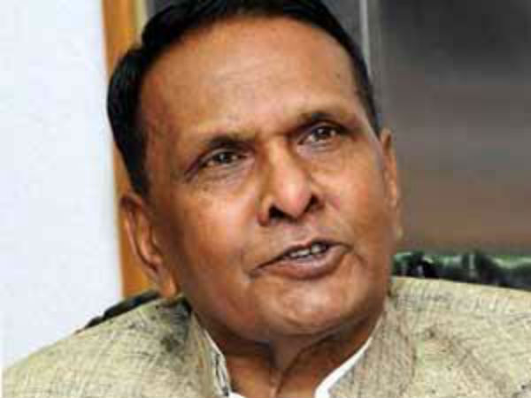Former cabinet Minister Beni Prasad Verma Joins Samajwadi Party Former cabinet Minister Beni Prasad Verma Joins Samajwadi Party