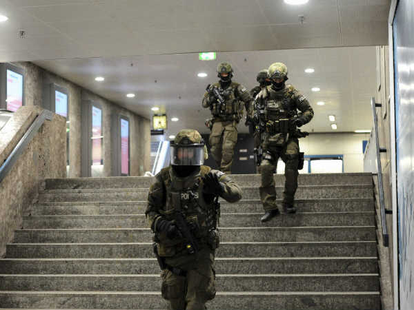 जर्मनी में तैनात हो सेना जर्मनी में तैनात हो सेना