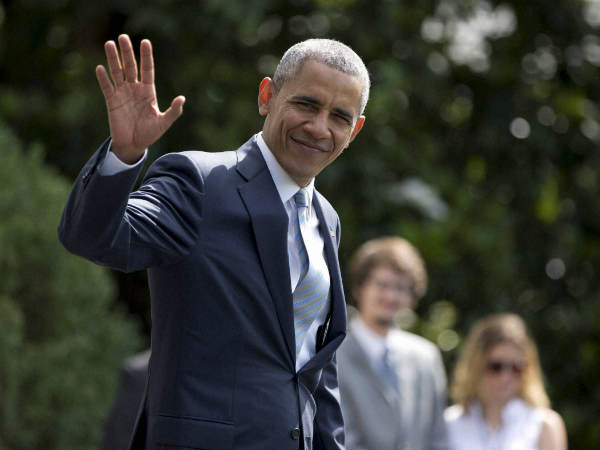 तीन लकी चार्म हनुमान भी 