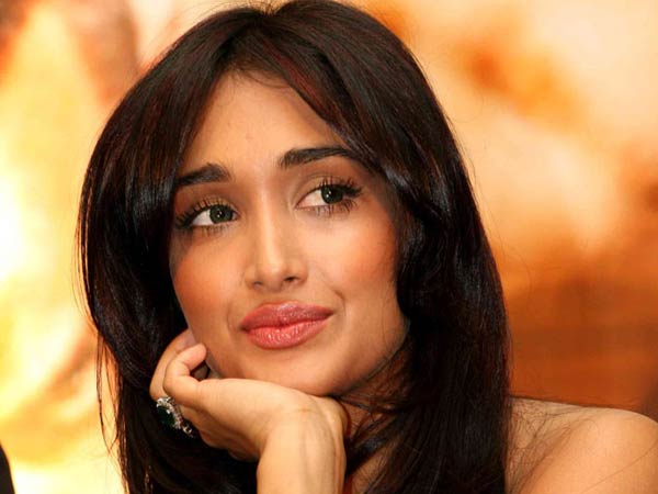 सूरज ने जिया को किया मेंटल टॉर्चर सूरज ने जिया को किया मेंटल टॉर्चर