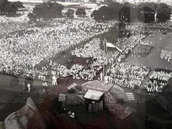 लाल किले पर पहली आजादी