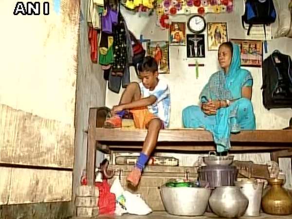 बेहद गरीब है चंदन