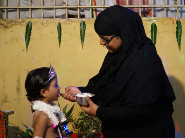 दक्षिता को दुलार दक्षिता को दुलार