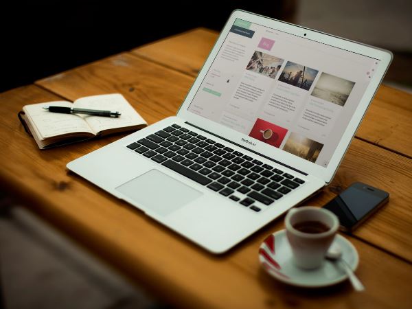 1- ब्लॉगिंग