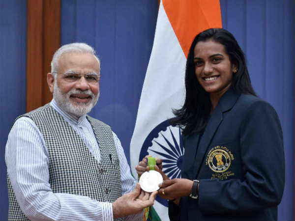 पीएम से बात करना सुखद